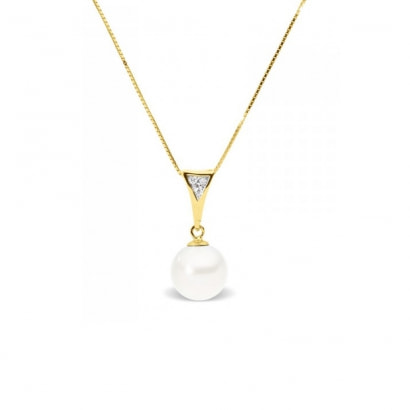 White Freshwater Pearl and Diamonds Pendant and Yellow Gold 375/1000